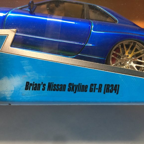 Fast & Furious Brian's Nissan Skyline GT-R (R34) - Picture 11 of 13